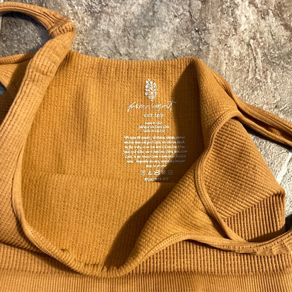 NWOT Free People Movement Happiness Runs Square Neck Crop XS/S High Atlas - Picture 10 of 11
